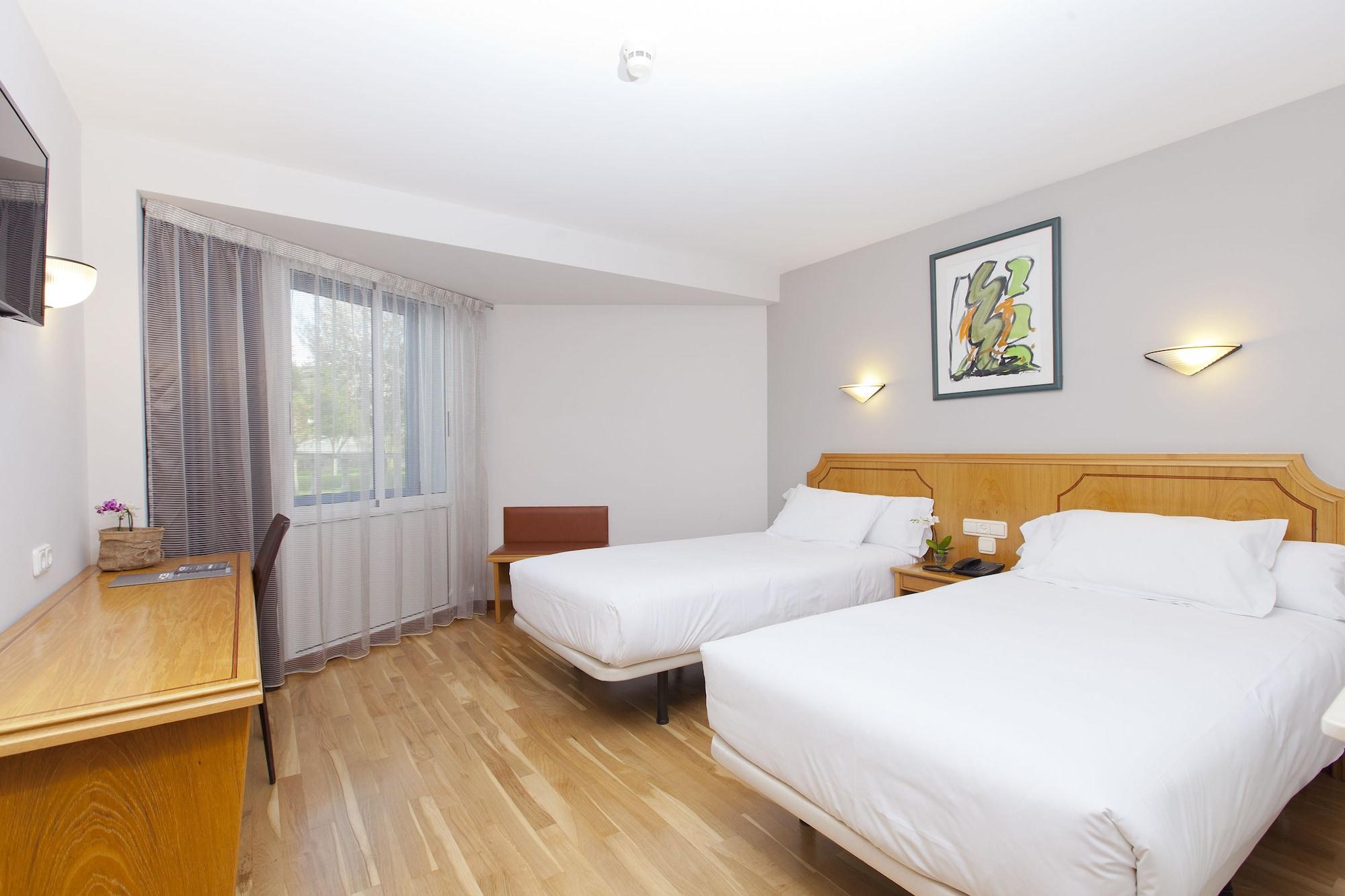 Spirit Hotel Ciudad De Burgos ルベナ エクステリア 写真