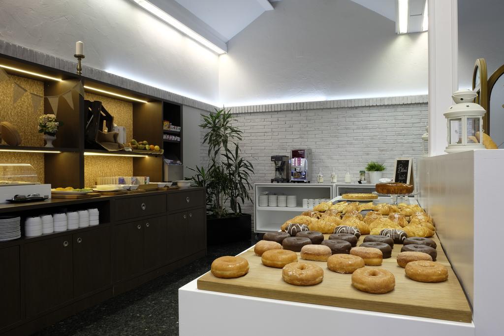 Spirit Hotel Ciudad De Burgos ルベナ エクステリア 写真