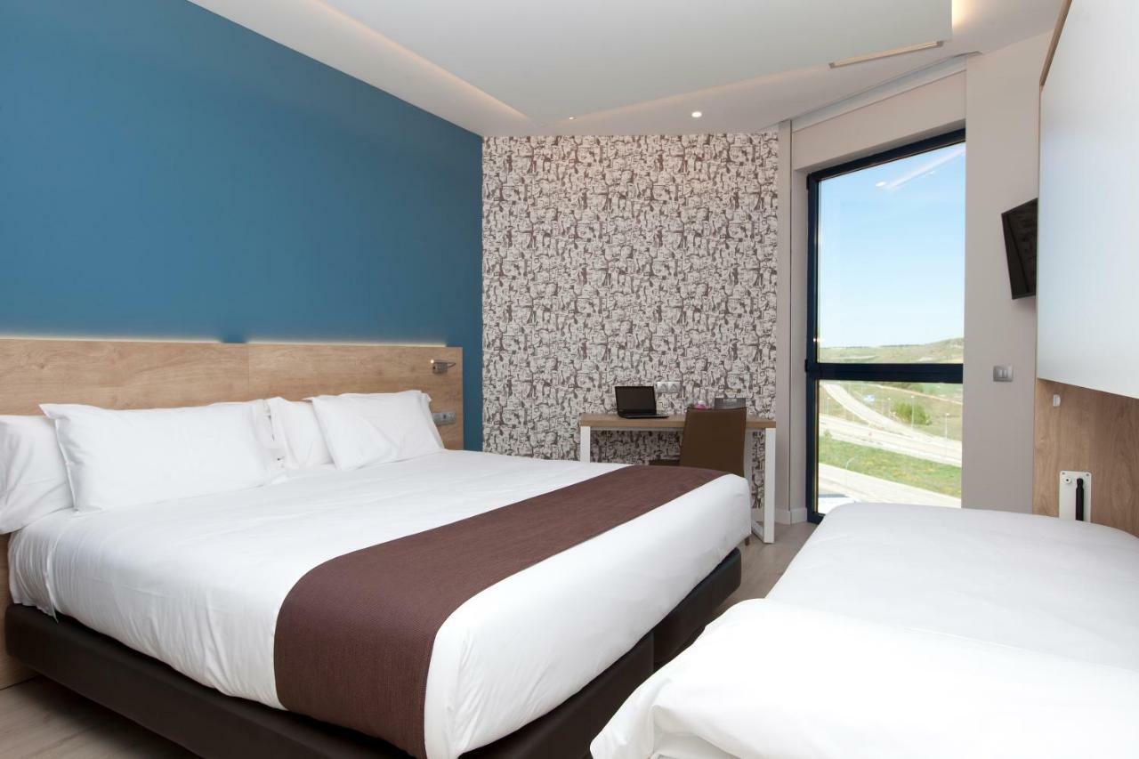 Spirit Hotel Ciudad De Burgos ルベナ エクステリア 写真